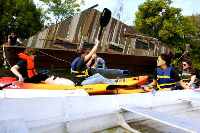 Students from the Penn Program in Environmental Studies Lab at WetLand